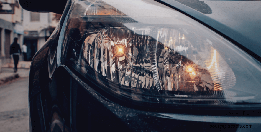 ganti lampu mobil - Biaya Kuras Kantong Di Musim Hujan