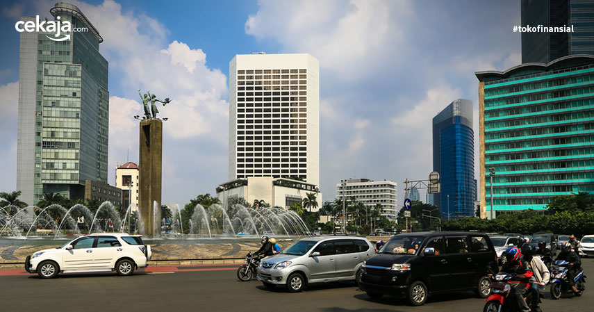Alasan Pemilik Mobil di Jakarta Harus Punya Motor