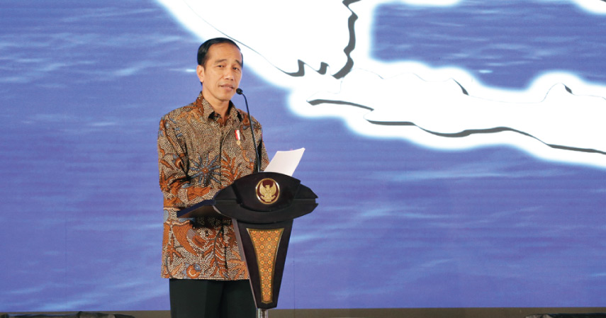 Jokowi Teken Aturan THR dan Gaji ke-13 PNS, Diberikan Juni dan Juli 2018