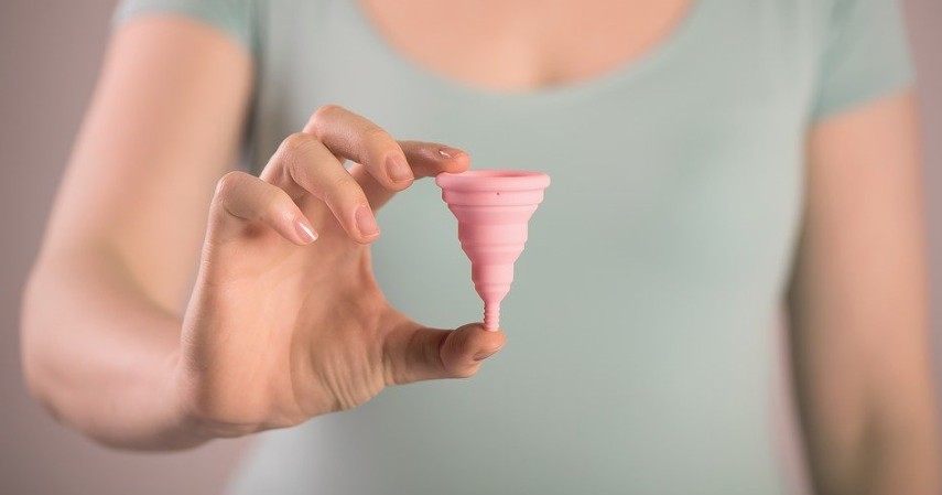 Ganti pembalut dengan menstrual cup - Gaya hidup ramah lingkungan