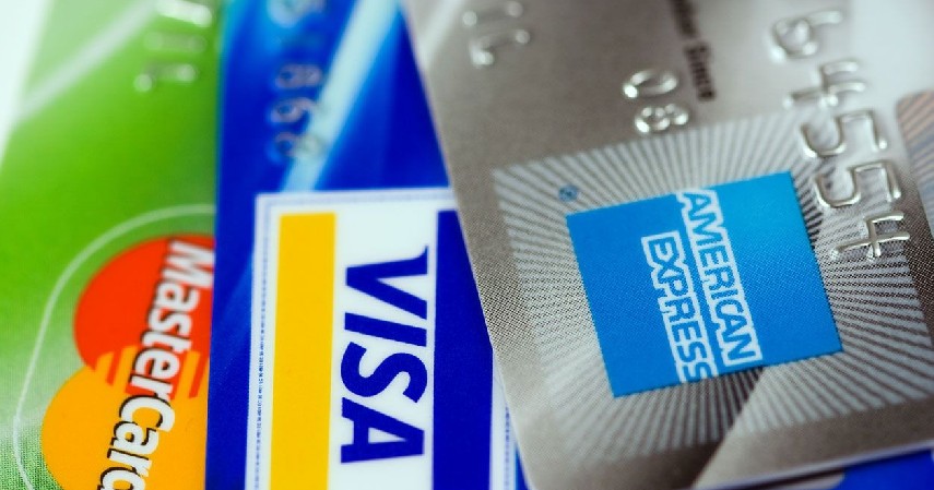 Kartu Kredit - 11 Alat Pembayaran Internasional untuk Transaksi Dagang Dunia