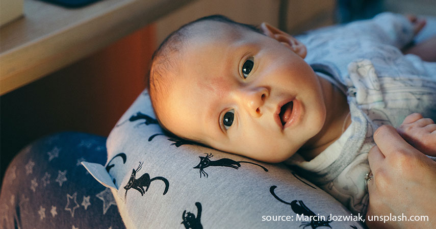 Bantal bayi - Persiapan Kelahiran Anak Pertama 20 Jenis Barang yang Perlu Dibeli