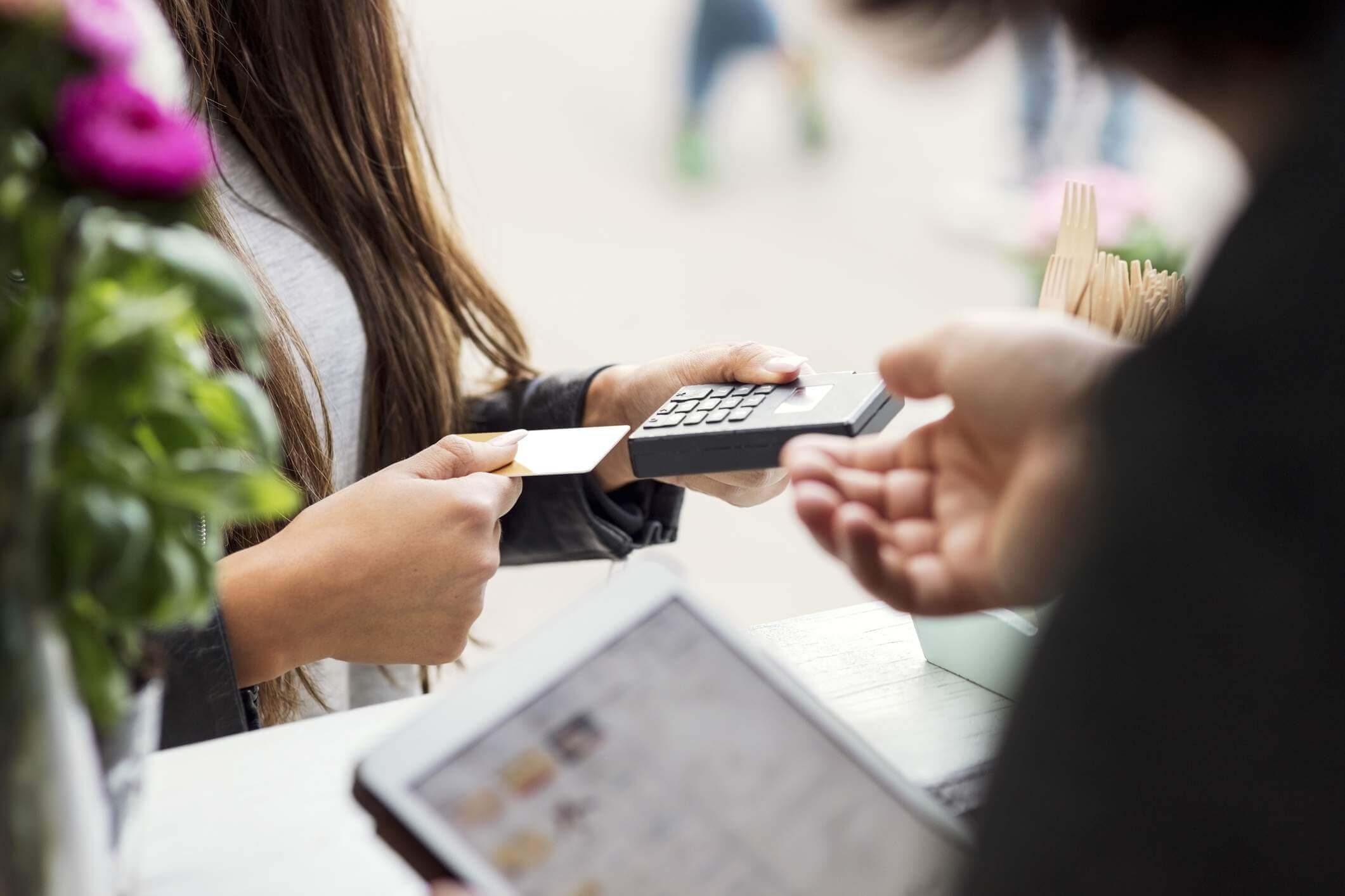 Kartu Kredit Untuk Belanja - Tips Memilih Manfaat Kartu Kredit Berdasarkan Kegunaannya