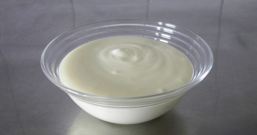 Yogurt - Cara Mencegah Kerontokan Rambut Secara Alami