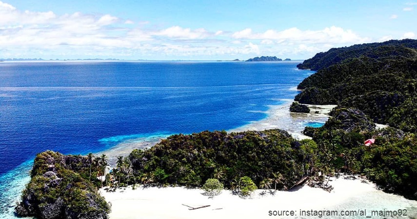 Perairan Misool - Raja Ampat Papua - Rekomendasi Pantai Buat Berjemur Sinar Matahari Biar Sehat