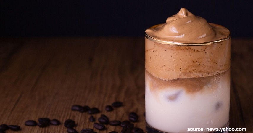 Dalgona Coffee - Cara Bikin Kopi Dalgona dan Berbagai Makanan Viral Selama Dirumahaja