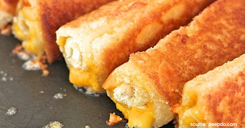 Melted Cheese Bread - 7 Resep Cemilan Mudah untuk Peneman WFH di Rumah