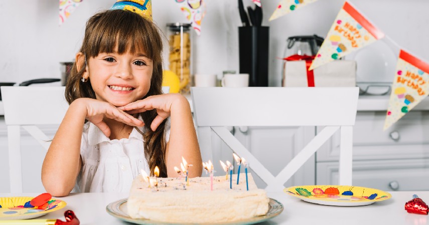 Pesan kue ulang tahun - Masih Darurat Corona Ini 7 Ide Ulang Tahun Anak yang Seru di Rumah