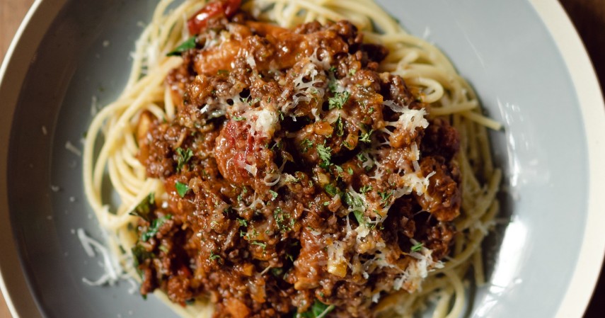 Spaghetti Bolognese - Berhemat dengan 5 Resep Praktis untuk Bekal ke Kantor Ini
