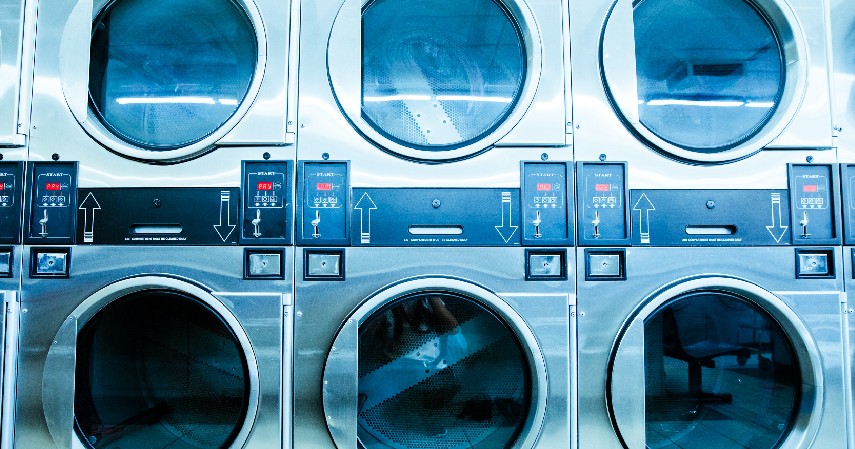 Laundry Pakaian Kiloan - 30 Peluang Usaha Rumahan Ini Gak Butuh Modal Besar