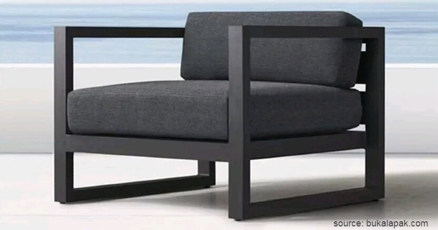 Sofa Rangka Besi - 15 Ide Sofa Ruang Tamu Sempit yang Harganya Gak Bikin Mengernyit