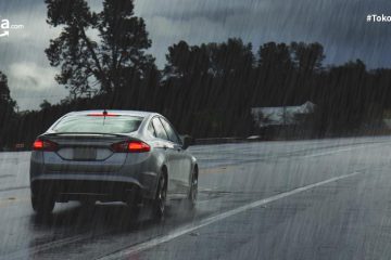 7 Tips Aman Menyetir di Jalan Tol saat Hujan Deras