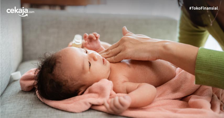 10 Merek Minyak Telon Terbaik untuk Bayi Pilihan Para Ibu dari Masa ke Masa