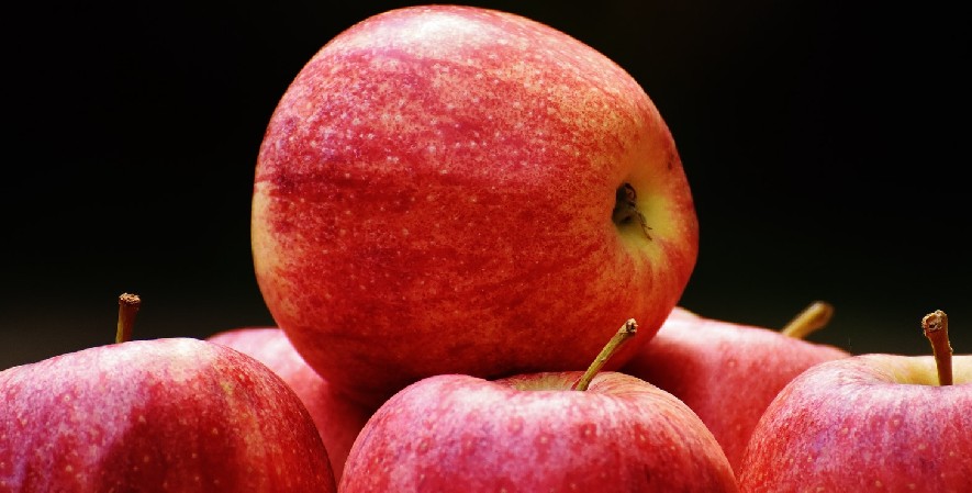 Apel - 10 Cemilan Sehat untuk Ibu Hamil