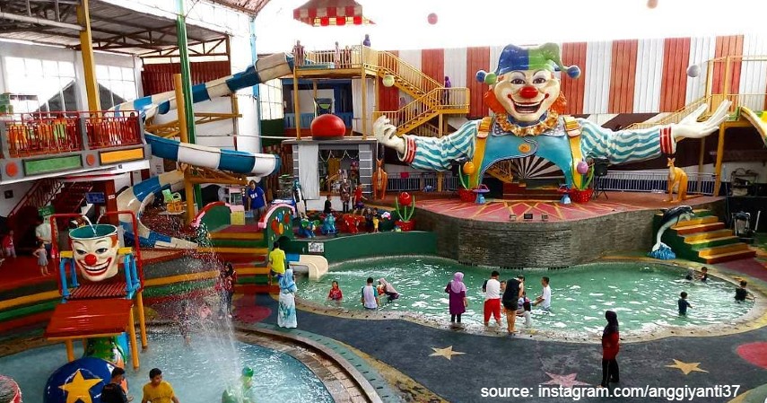 Sirkus Waterplay - 13 Tempat Wisata Anak di Jabodetabek