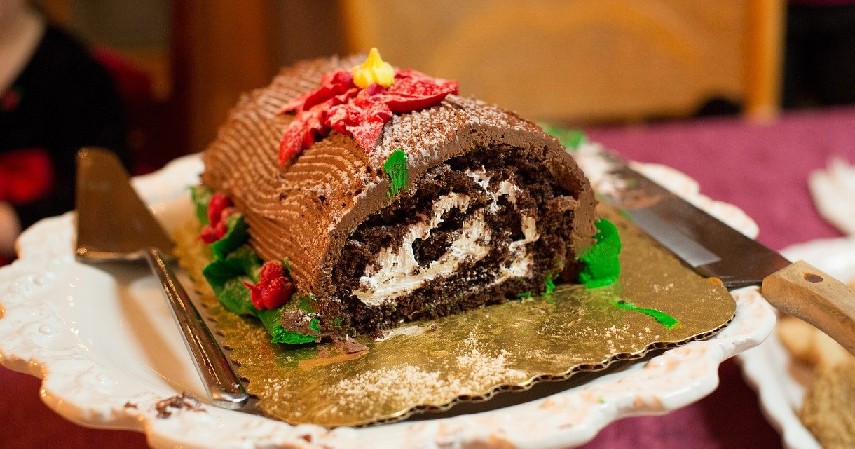 Buche De Noel – Perancis - 10 Kue Khas Natal di Berbagai Negara