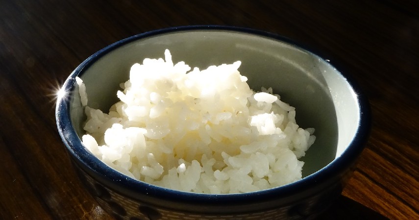 Masak nasi untuk satu kali makan - 8 Trik Memasak Nasi agar Tidak Cepat Basi