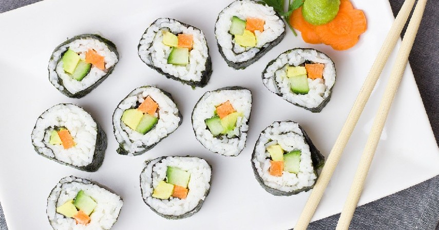 Sushi - Makanan Favorit Milenial dari Boba hingga Seblak