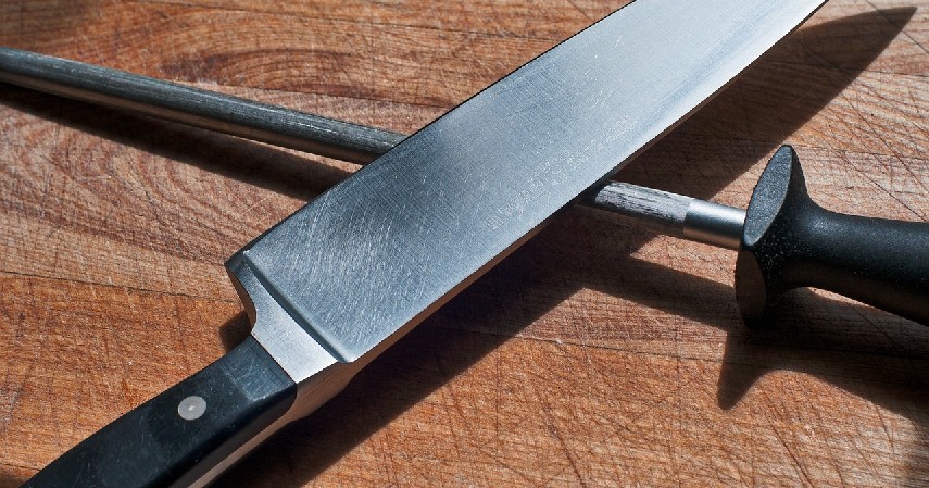 Jenis Pisau Dapur dan Fungsinya Jangan Asal Pakai Ya - chef's knife