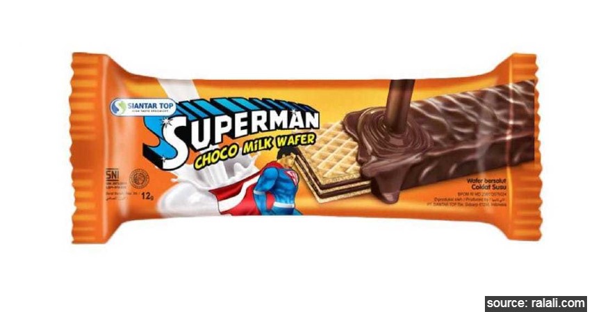 Wafer Superman - 10 Daftar Snack Jadul Anak SD Generasi 90an