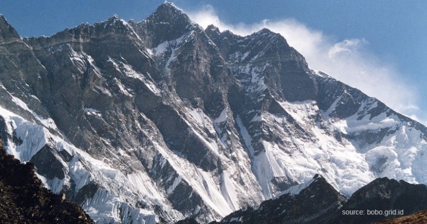 Lhotse - Gunung Tertinggi di Dunia