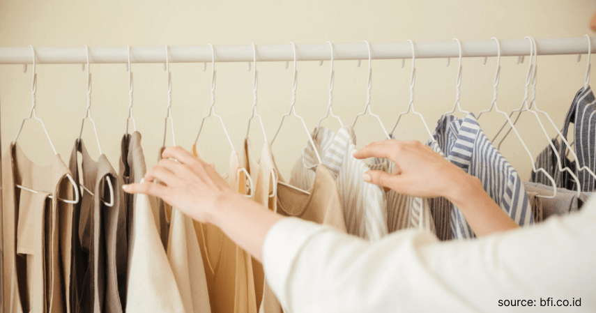 Perhatikan Kebersihannya - Cara Memulai Peluang Bisnis Baju Thrifting