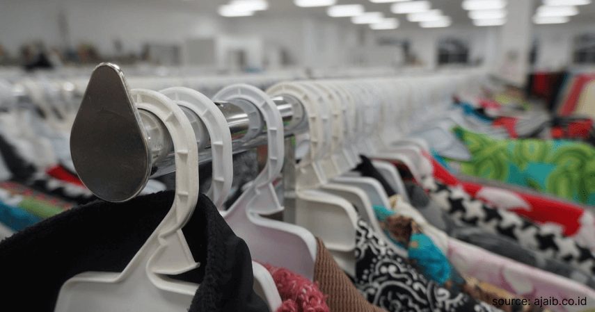 Tentukan Asal Produk - Cara Memulai Peluang Bisnis Baju Thrifting