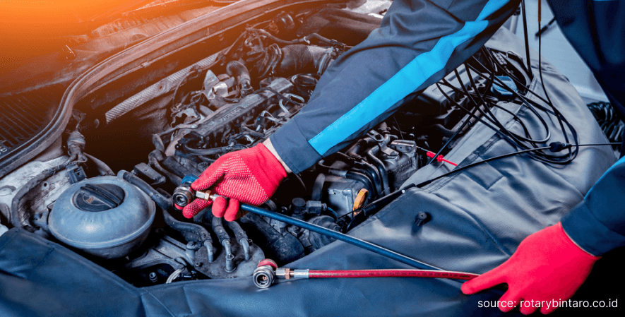 7. Bersihkan Selang Ventilasi AC - Cara Membersihkan AC Mobil Tanpa ke Bengkel