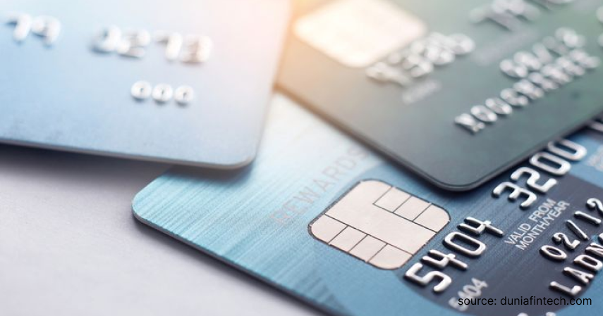 Menunggu kartu kredit pengganti - Cara Mengaktifkan Kembali Kartu Kredit
