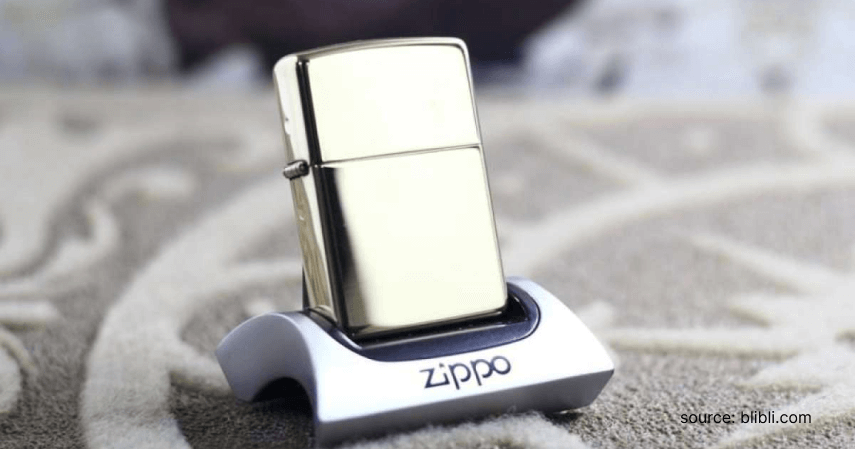 1. Material casing luar Zippo - Membedakan Korek Zippo Asli