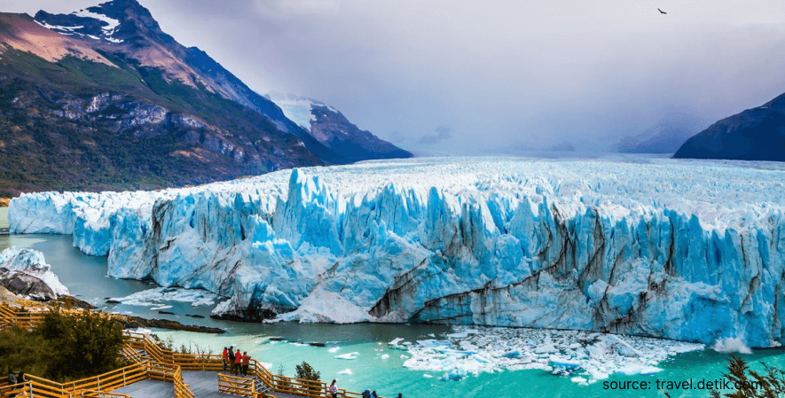 2. Gletser Perito Moreno - Deretan Destinasi Liburan Argentina
